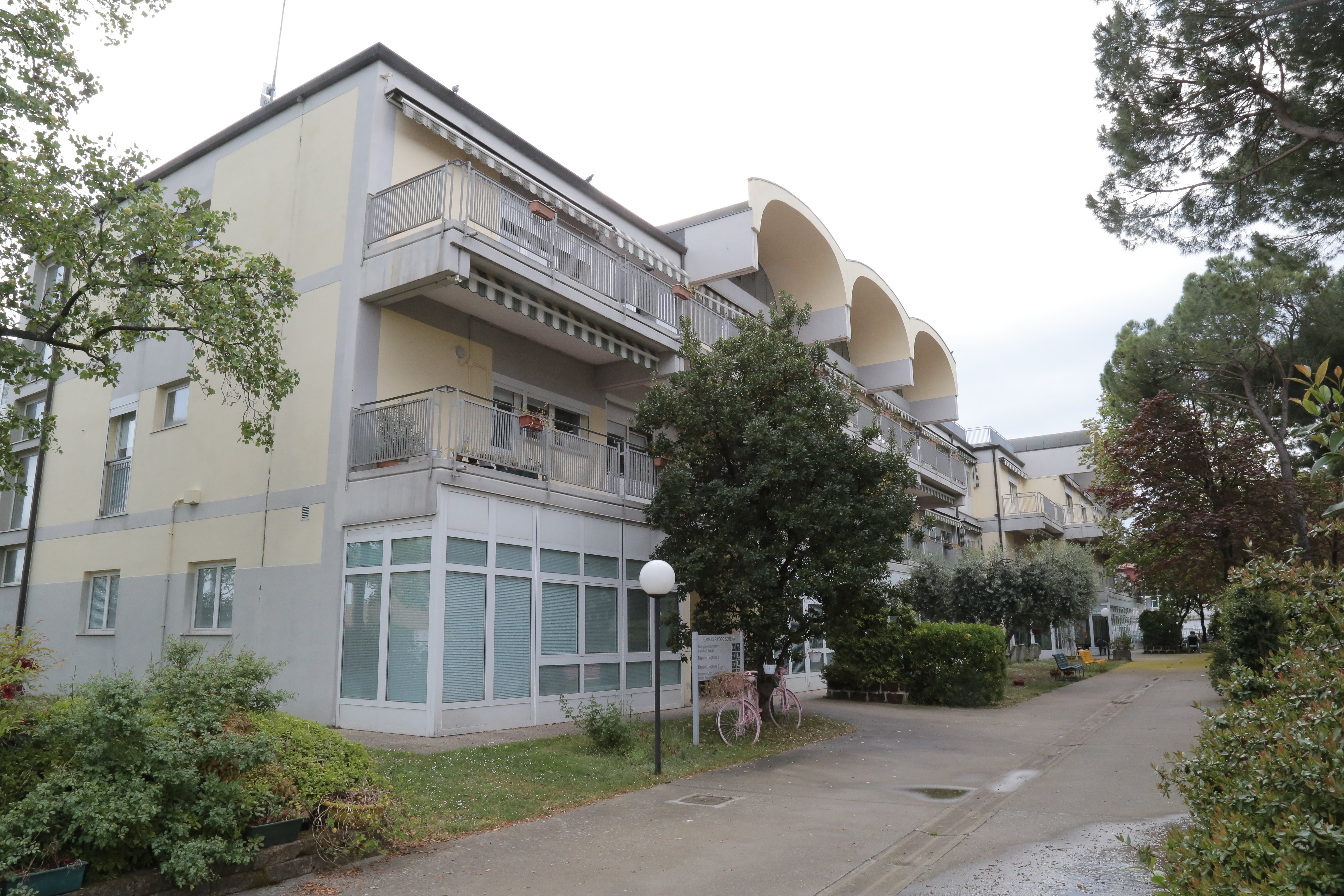 Immagine per Grado, si accende il consiglio comunale sul futuro di Casa Serena ma la proposta passa
